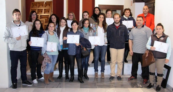Finalizó el curso sobre cuidados y gimnasia en la tercera edad organizado por el Ayuntamiento y Aquasport