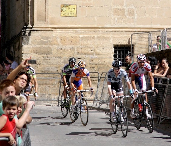 Cortes de tráfico por el paso de la sexta etapa de la Vuelta Ciclista a España