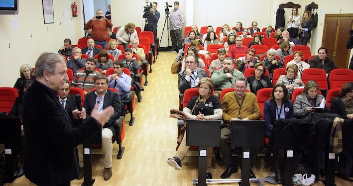Familias de personas desaparecidas exponen sus experiencias, pero también sus demandas