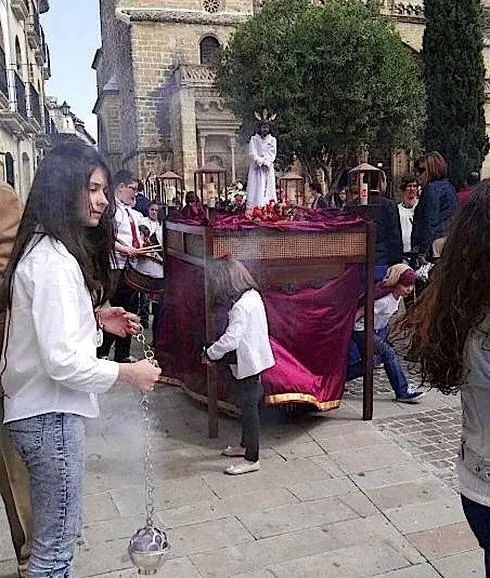 Una de las procesiones infantiles.