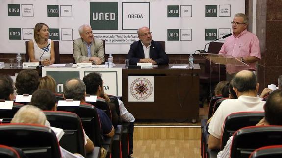 Momento de la intervención de José Biedma.