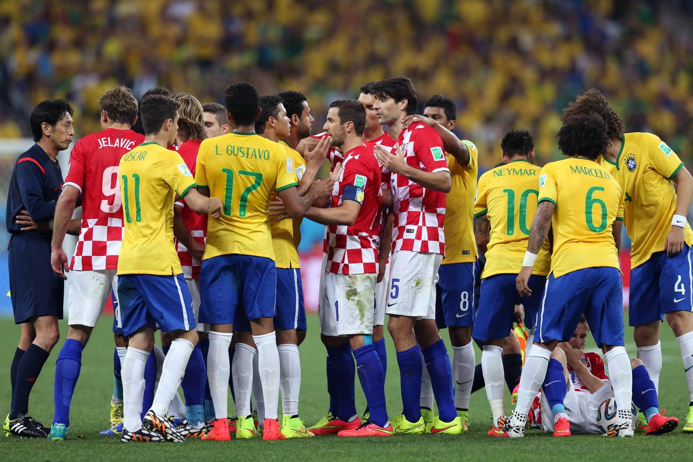 Brasil comienza su Mundial ganando