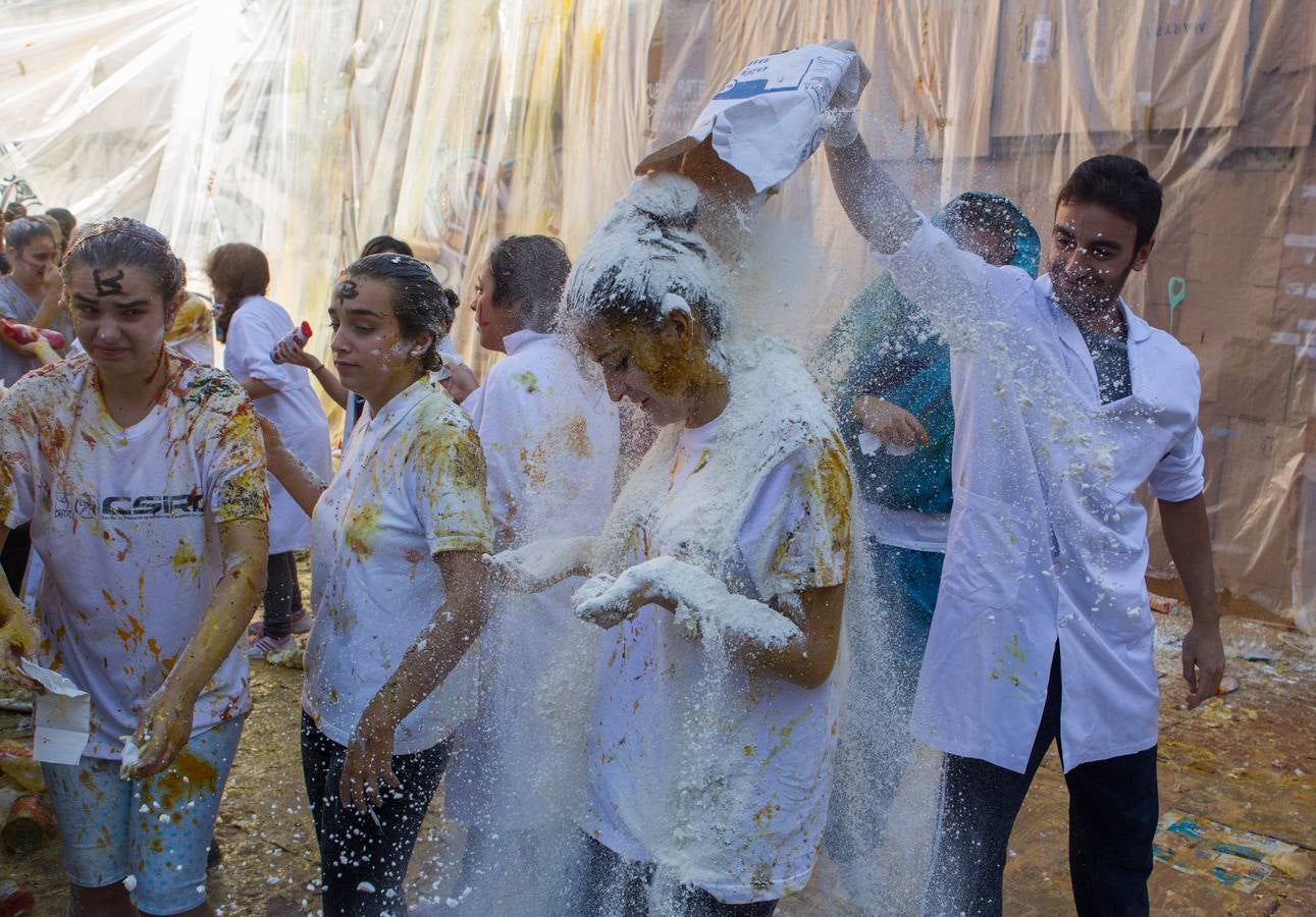 Novatadas en el &#039;País de las Maravillas&#039;