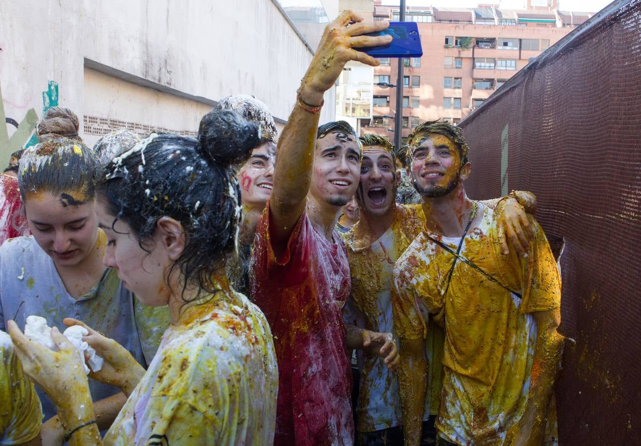 Novatadas en el &#039;País de las Maravillas&#039;