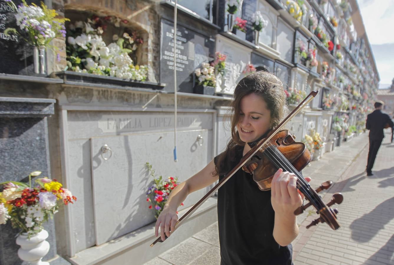 Música en el Día de Todos los Santos