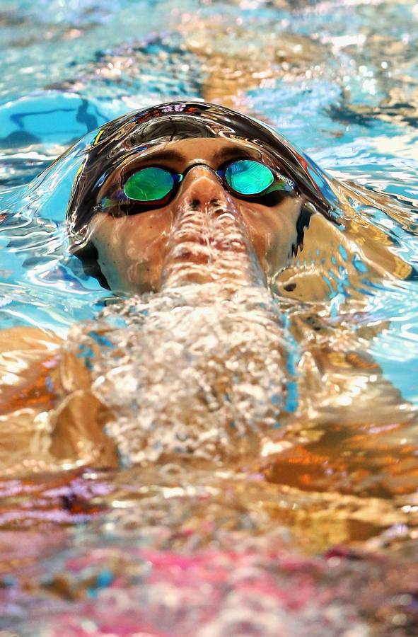 Carlos Claverie compite en 400 yardas en las preliminares durante el Campeonato Nacional de Invierno, Carolina del Norte.