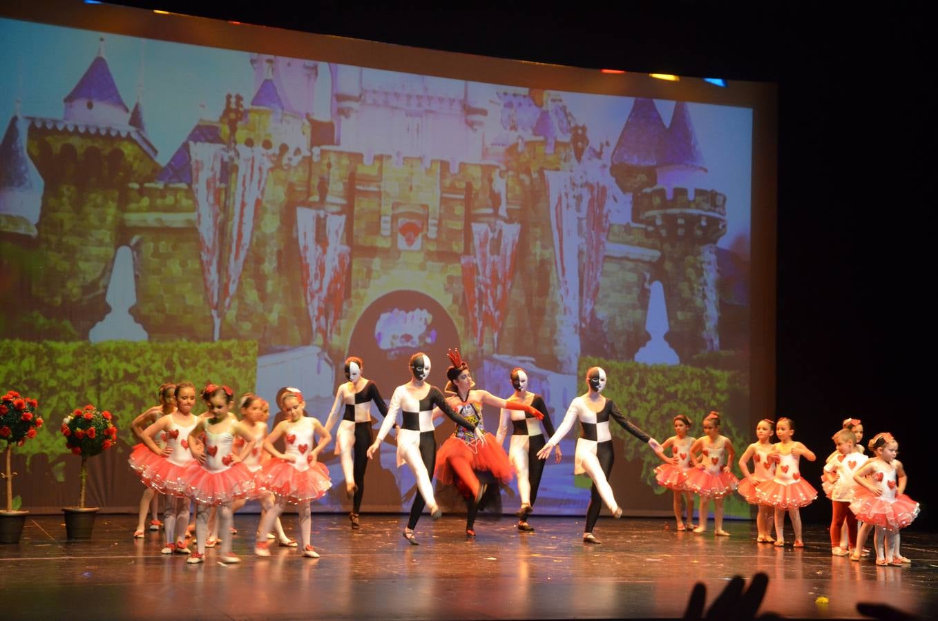 El ballet de &#039;Alicia en el país de las maravillas&#039; llega a Atarfe