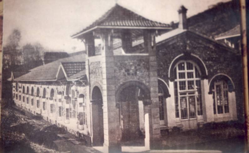 Vista general del balneario levantado en 1907.