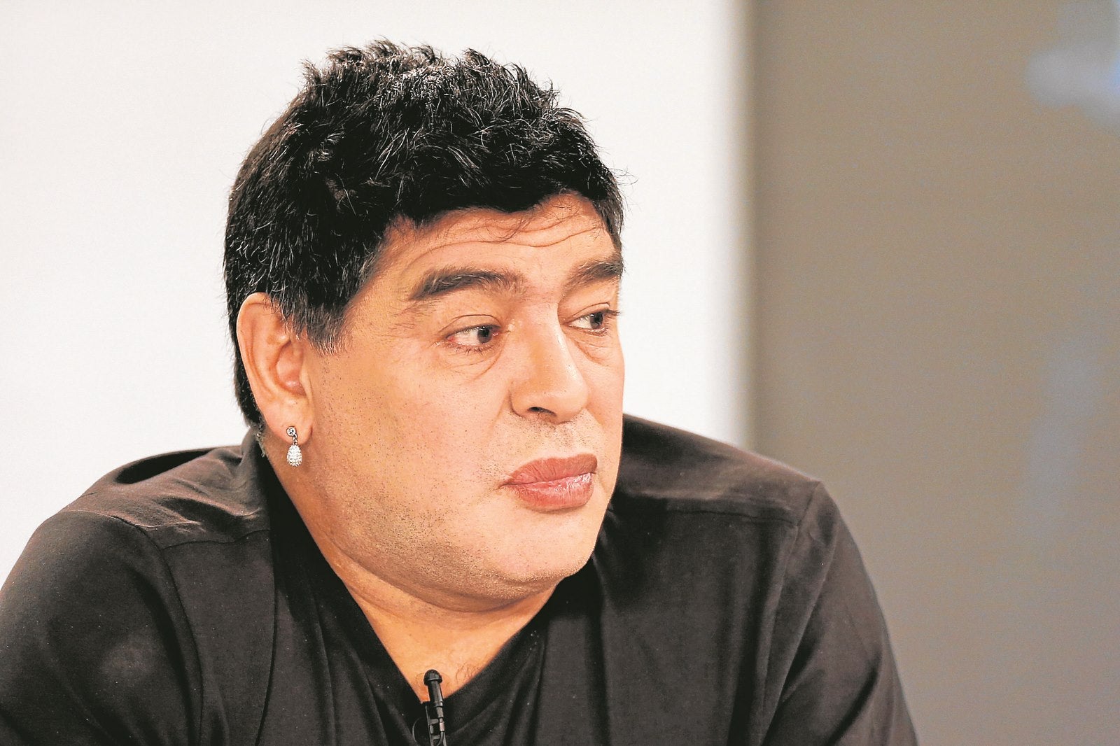 Maradona se marca un Renée Zellwegger con su extraña transformación estética