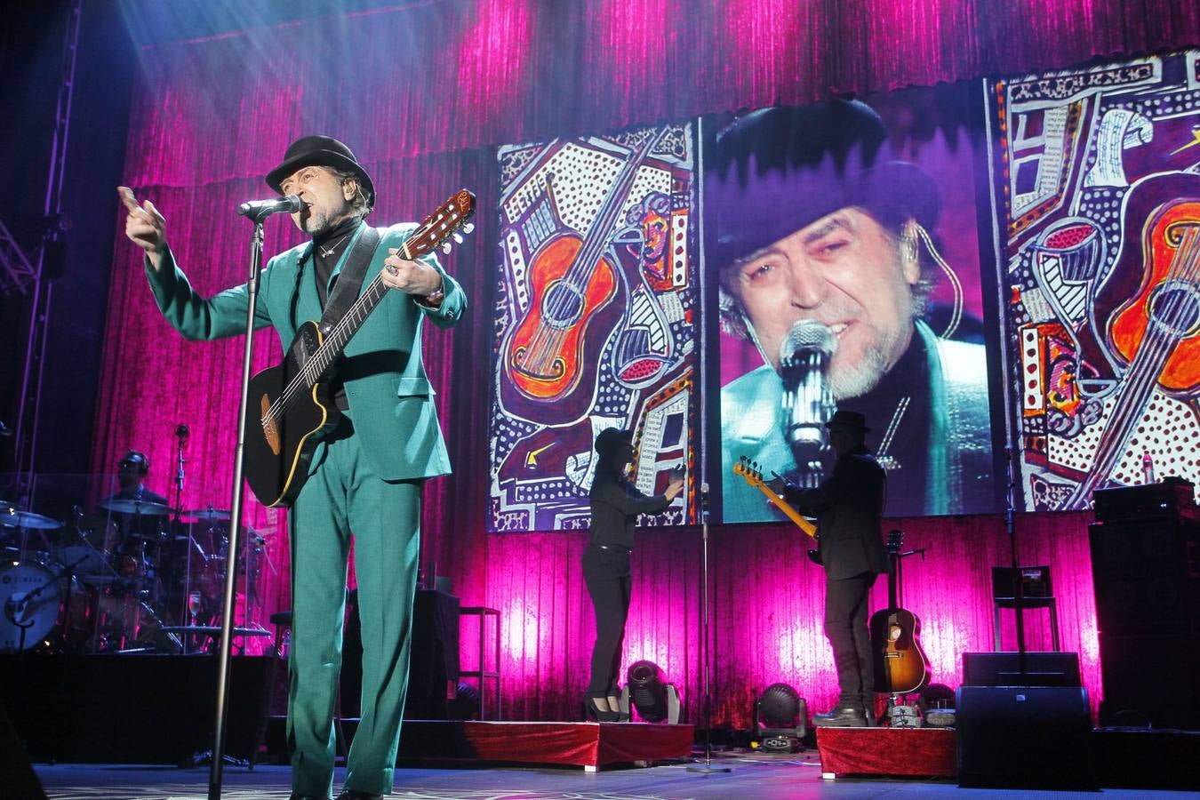 Y sin embargo, Sabina