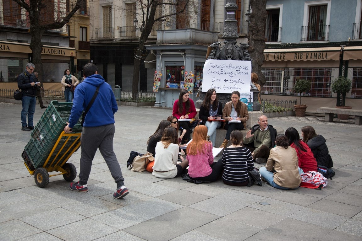 La UGR saca las clases a la calle