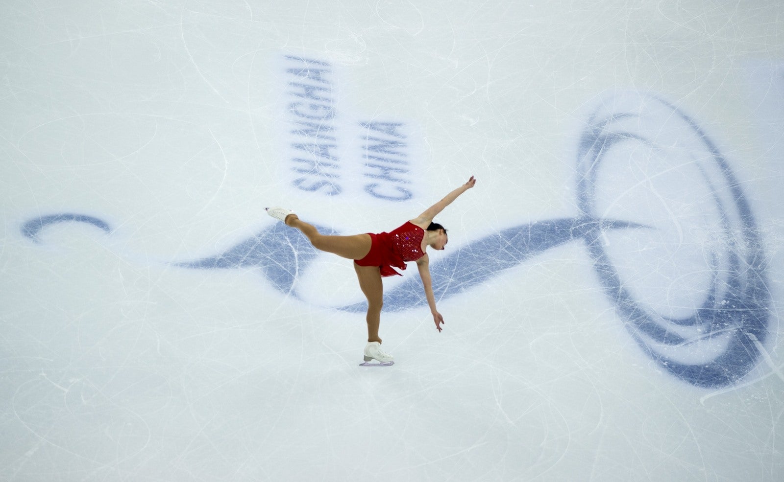 Entrenamiento para Campeonato Mundial de Patinaje Artístico en el Shanghai Oriental Sports Center de Shanghai.