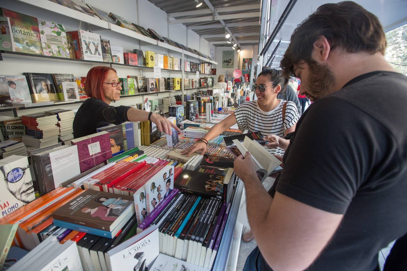 Arranca la &#039;fiesta&#039; del libro