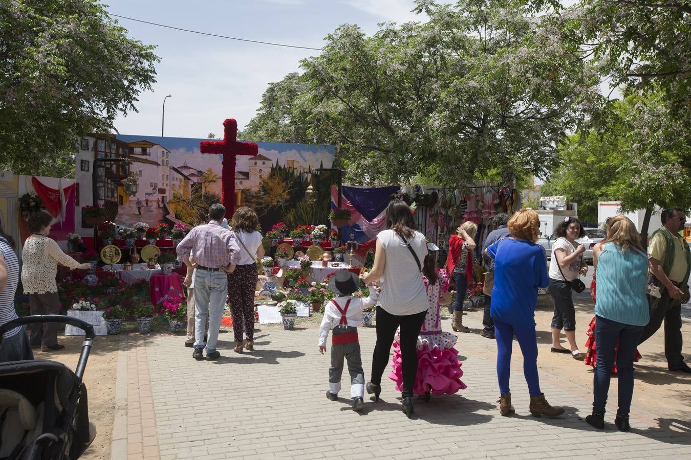 Calor y color en el Día de la Cruz
