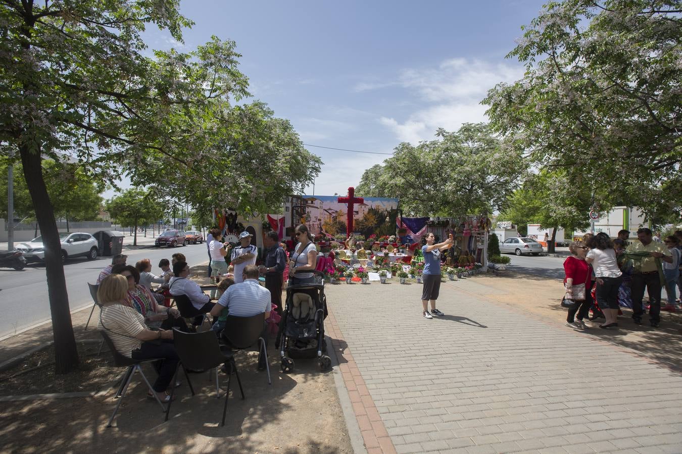 Calor y color en el Día de la Cruz