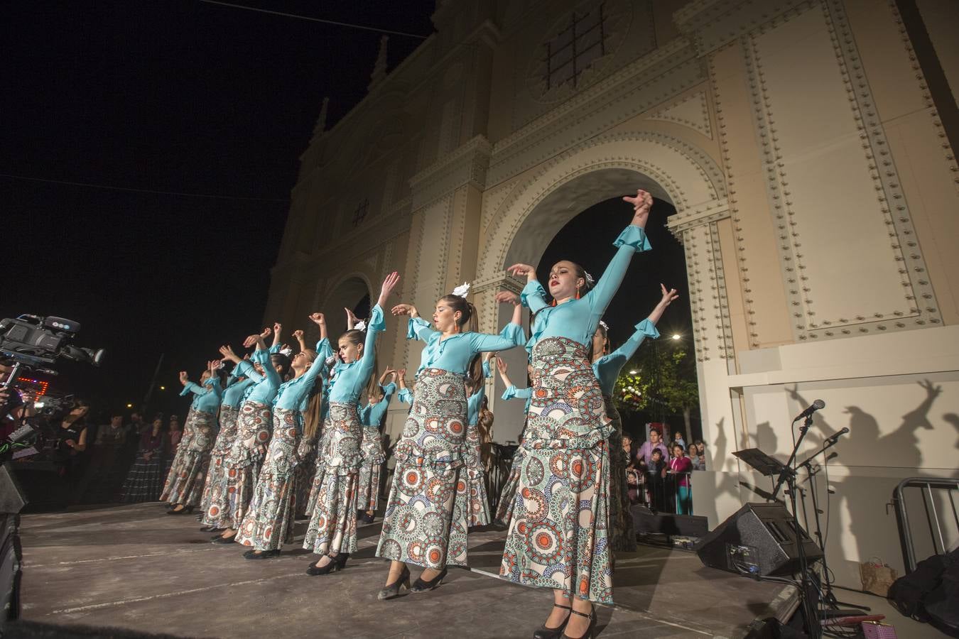 Luces, flamenco e ilusión para comenzar el Corpus
