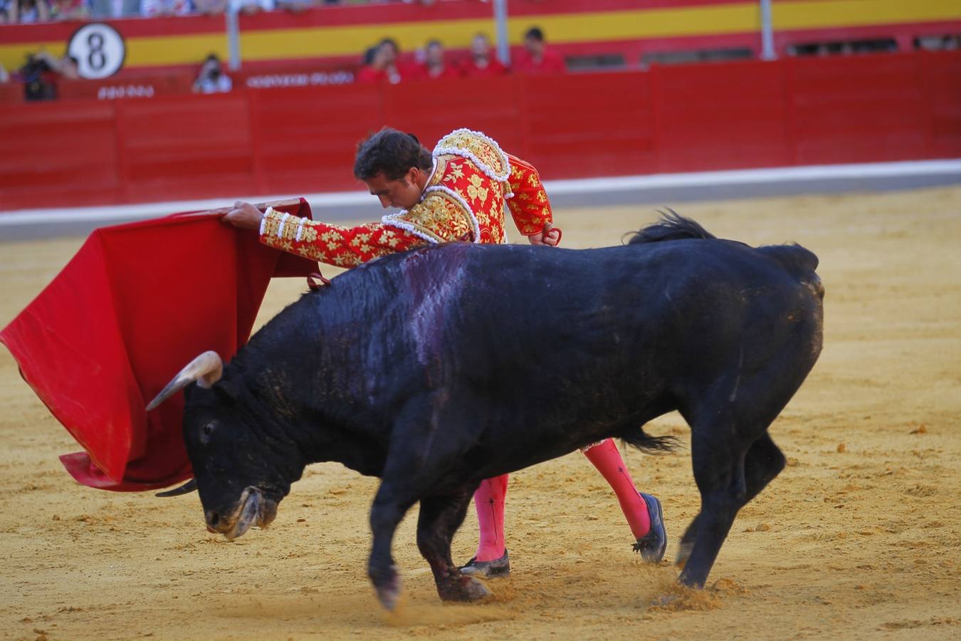 Cayetano, &#039;el Fandi&#039; y Ponce inauguran la feria taurina del Corpus