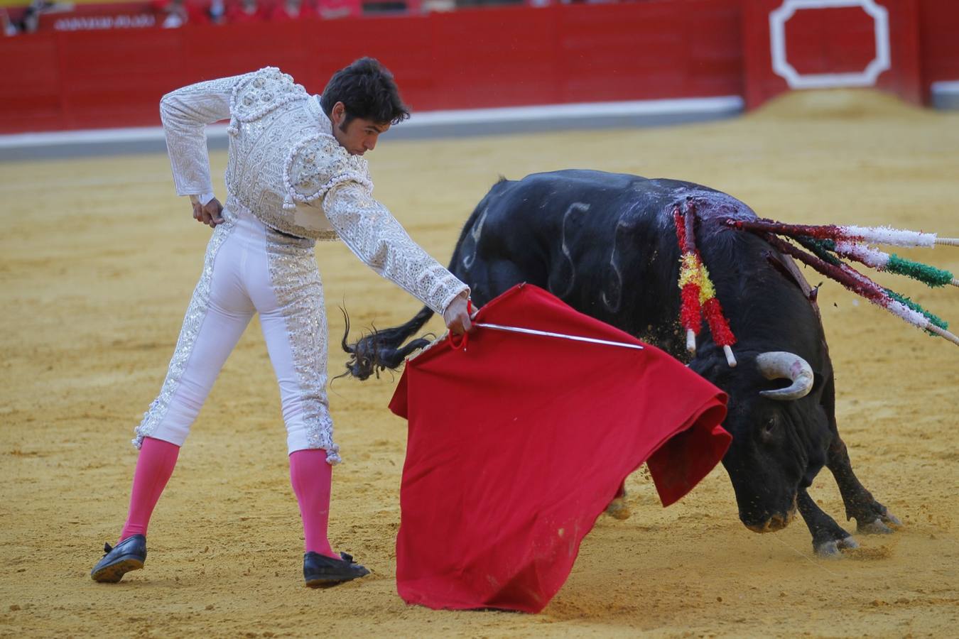 Cayetano, &#039;el Fandi&#039; y Ponce inauguran la feria taurina del Corpus