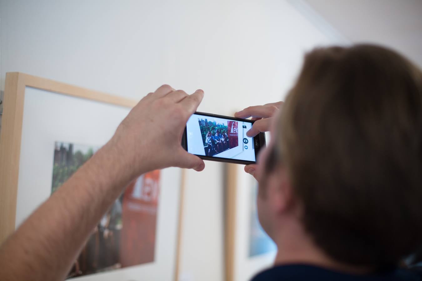 Medio centenar de fotografías recuerdan diez años del FEX