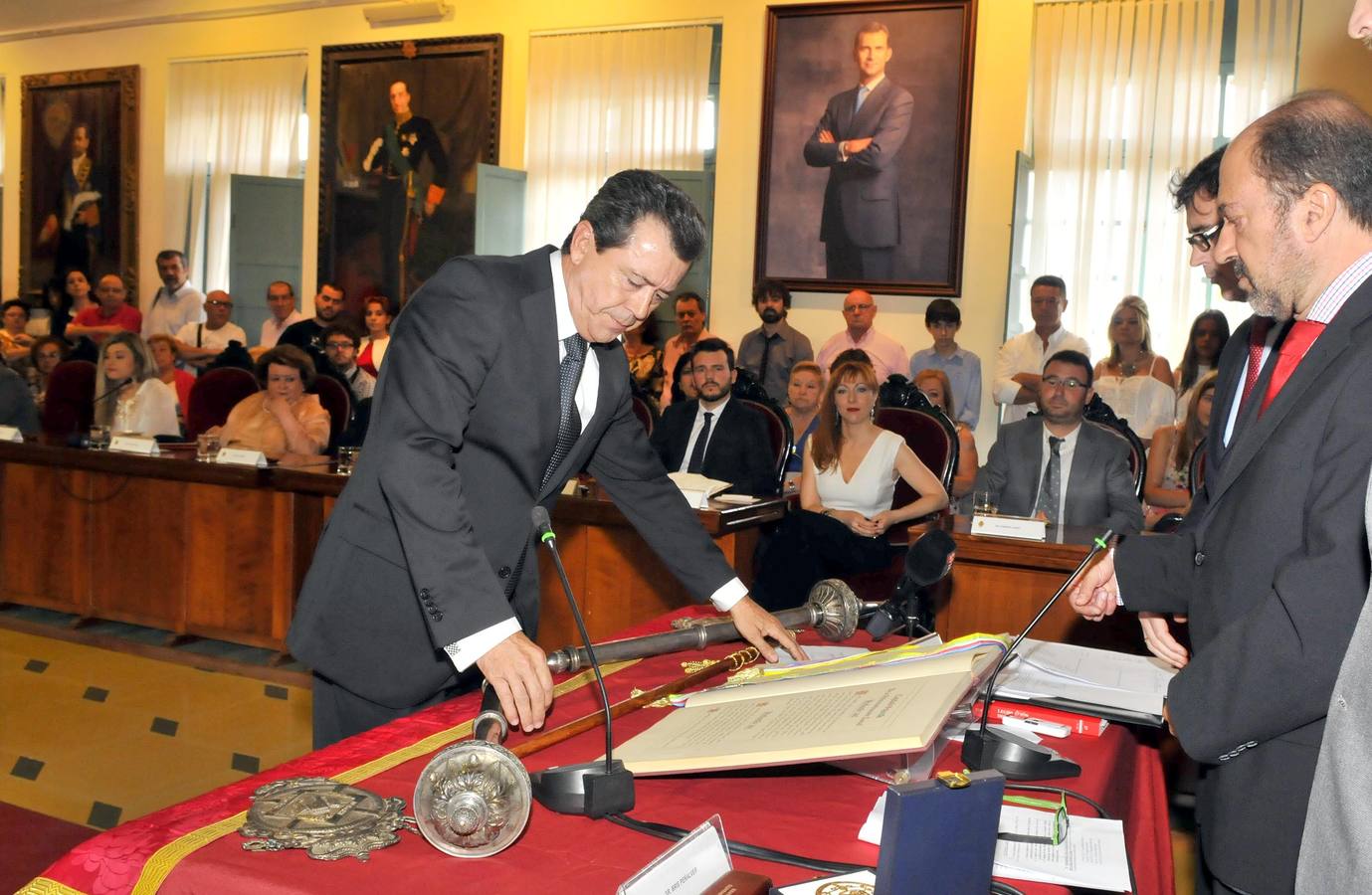 Primeros días con la vara de mando