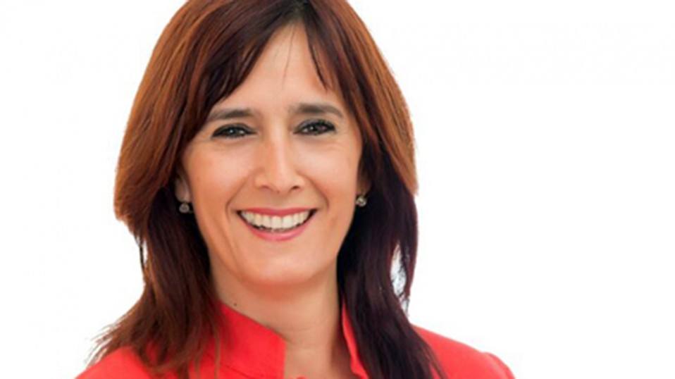 Carmen Capilla Tejero. IU. Es concejala en Pinos Puente, tras concurrir a las elecciones como número dos de su candidatura.