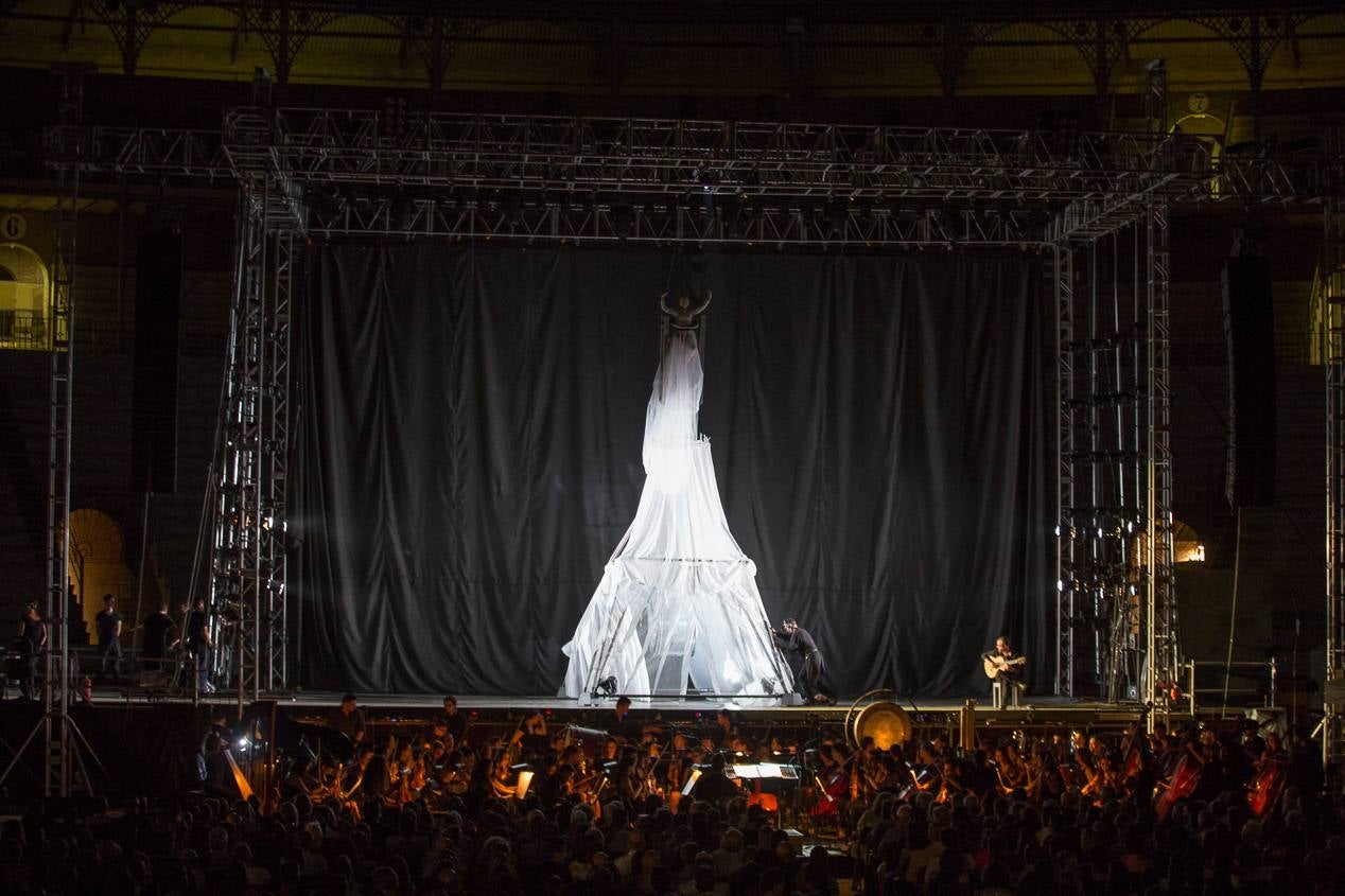 La Fura renueva el conjuro de Falla (I)