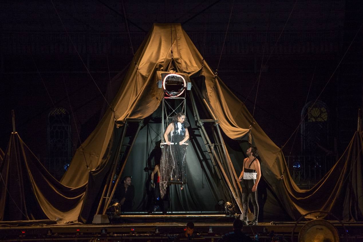 La Fura renueva el conjuro de Falla (II)