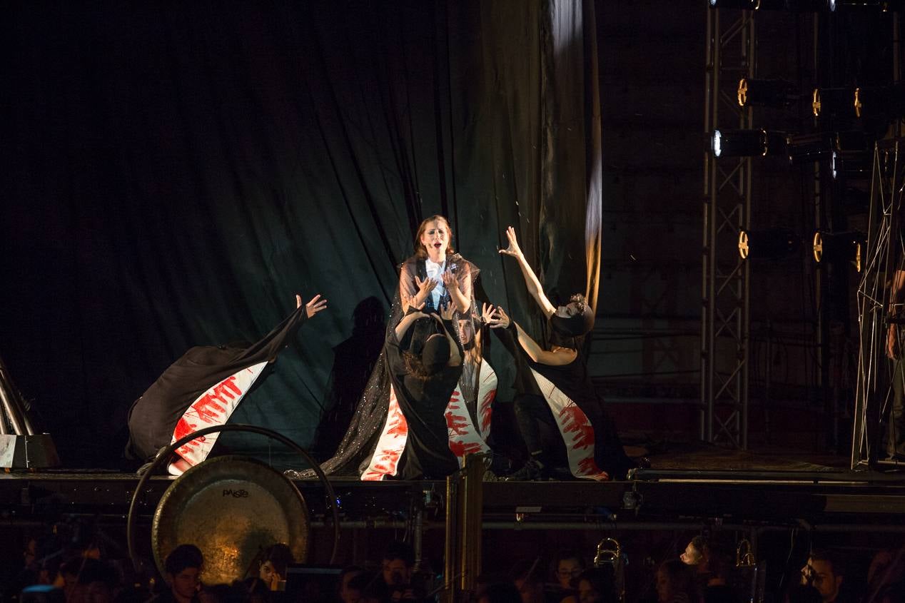 La Fura renueva el conjuro de Falla (II)