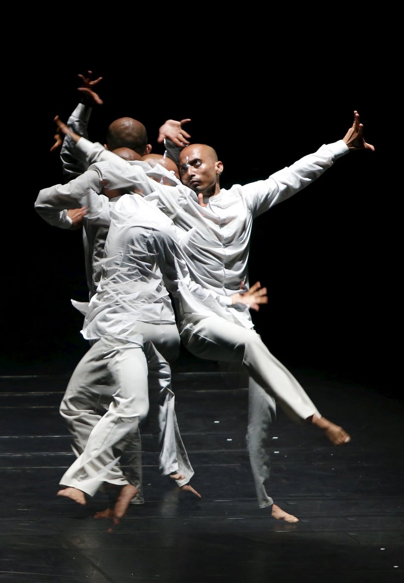 Compañía de danza nacional de Malta, durante el Festival Internacional de las Artes de Malta en Floriana.