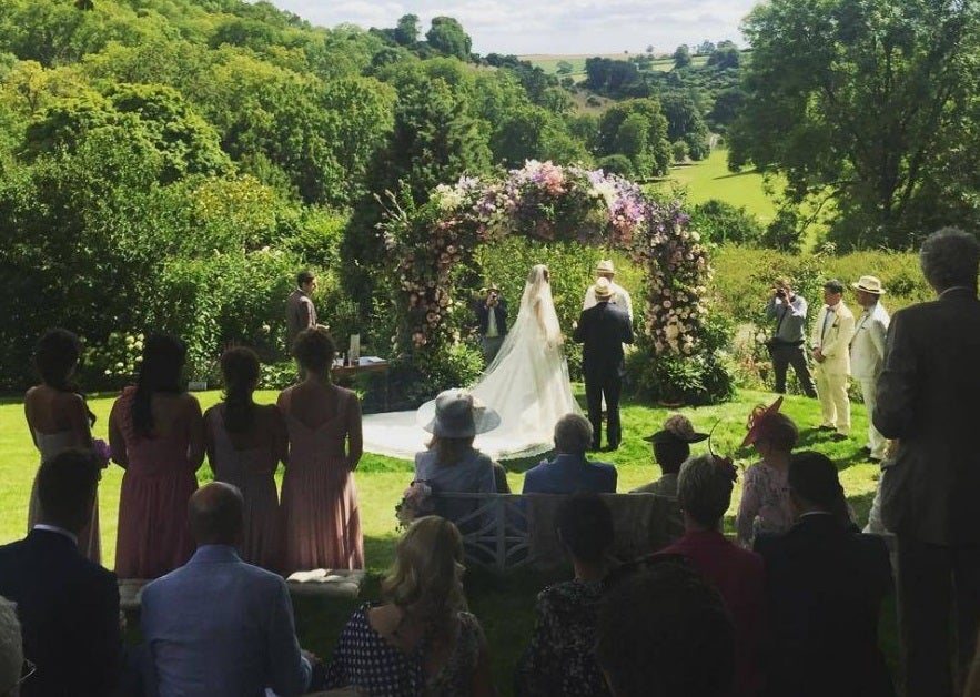 Beckham, Brad Pitt y una oleada de famosos en la boda de Guy Ritchie, ex de Madonna