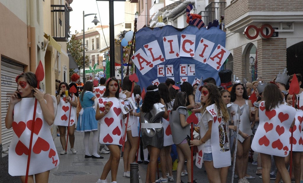 Dúrcal, el pueblo de los &#039;gigantes&#039; y &#039;cabezudos&#039;
