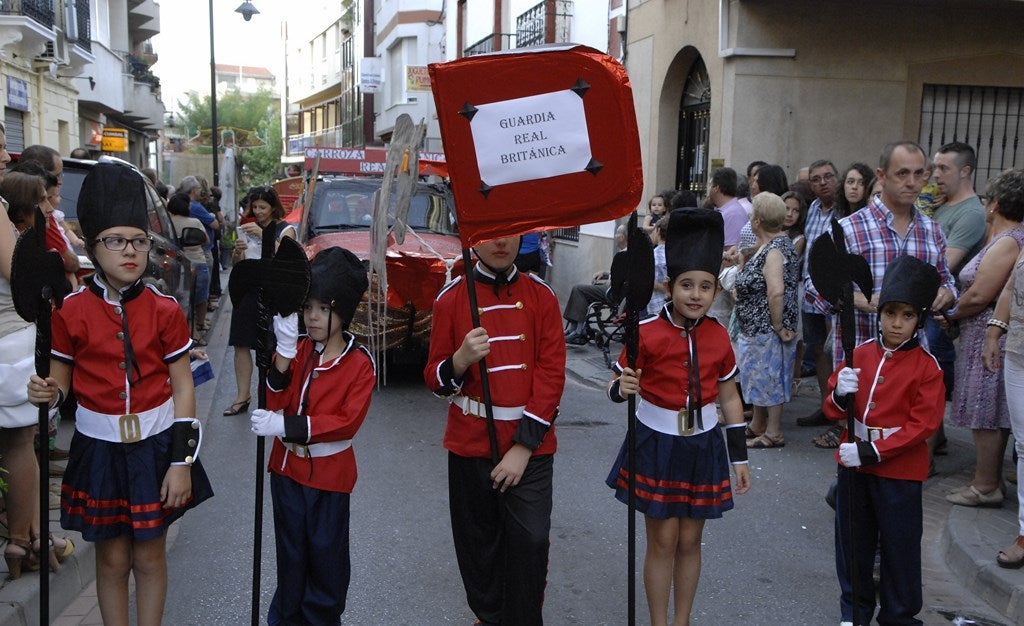 Dúrcal, el pueblo de los &#039;gigantes&#039; y &#039;cabezudos&#039;