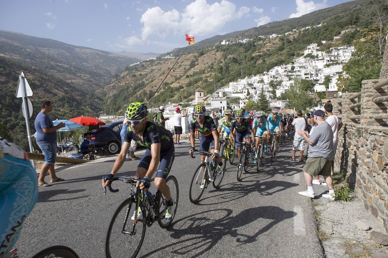 La Vuelta se recrea en la Alpujarra