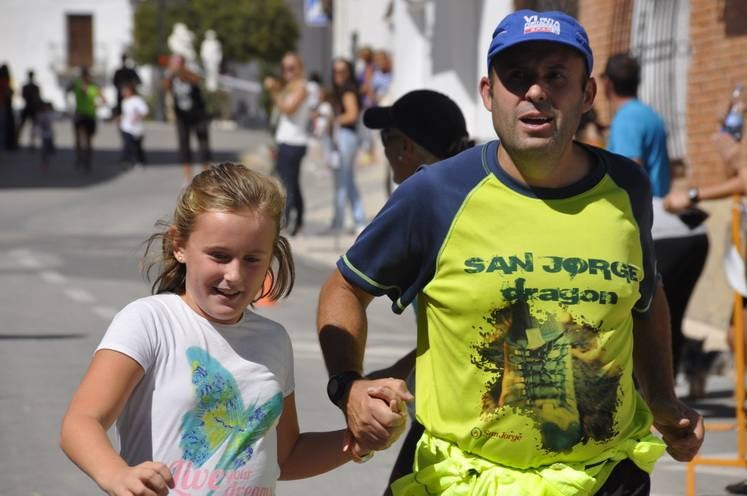 Larrocha y Esther Sánchez ganan la Sagra Sky Race