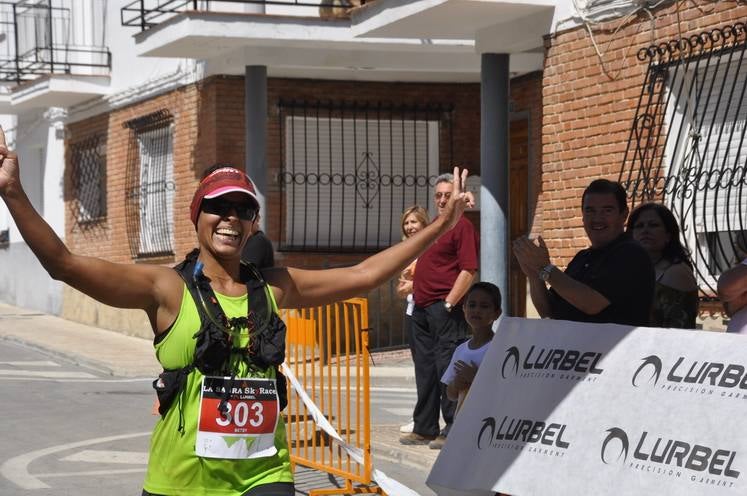 Larrocha y Esther Sánchez ganan la Sagra Sky Race