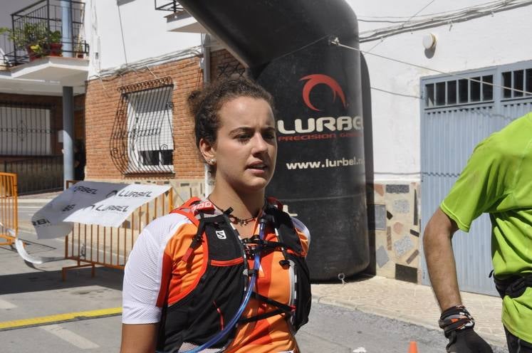 Larrocha y Esther Sánchez ganan la Sagra Sky Race