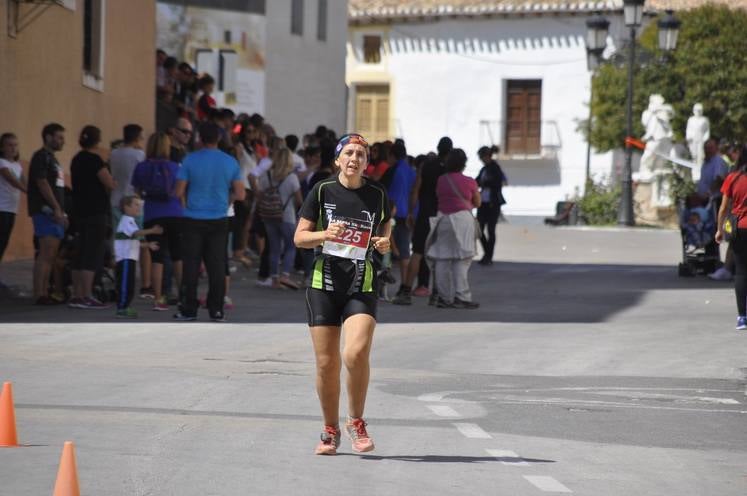 Larrocha y Esther Sánchez ganan la Sagra Sky Race