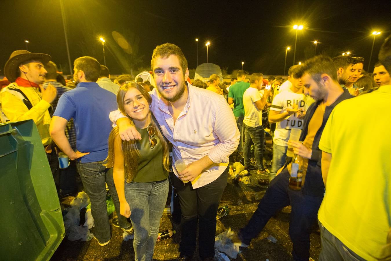 Más de tres mil personas en el botellódromo