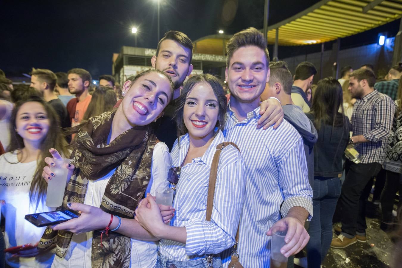 Más de tres mil personas en el botellódromo