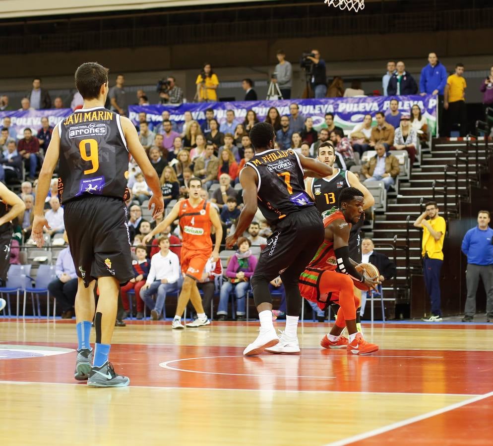 La agonía devuelve el liderato