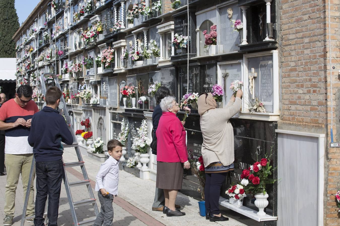 Todas las músicas en el cementerio