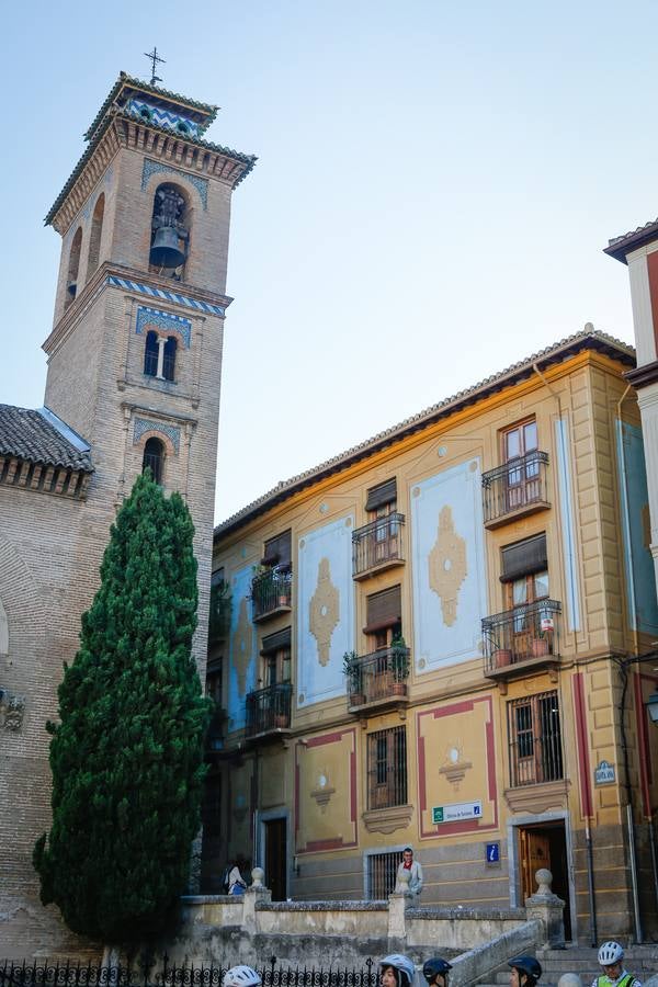 Palacete junto a la Iglesia de Santa Ana frente a la Plaza Nueva.