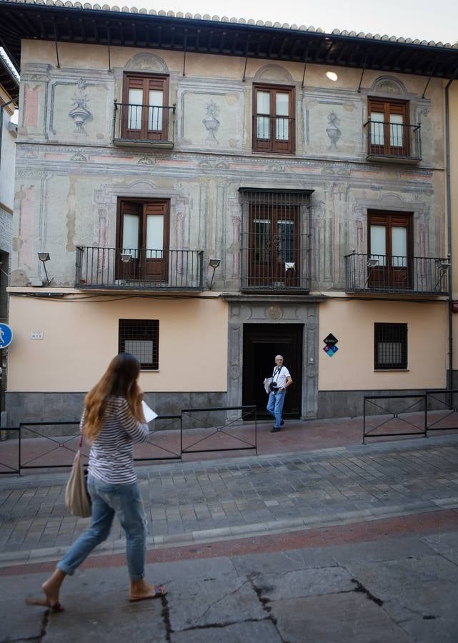 Fachada del Colegio de Aparejadores y Arquitectos Ténicos en la calle San Matías.