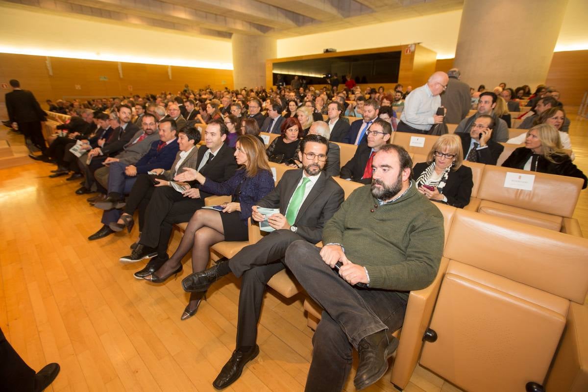 «Es hora de que Granada coja impulso y aborde sin demora los cambios que precisa» (I)