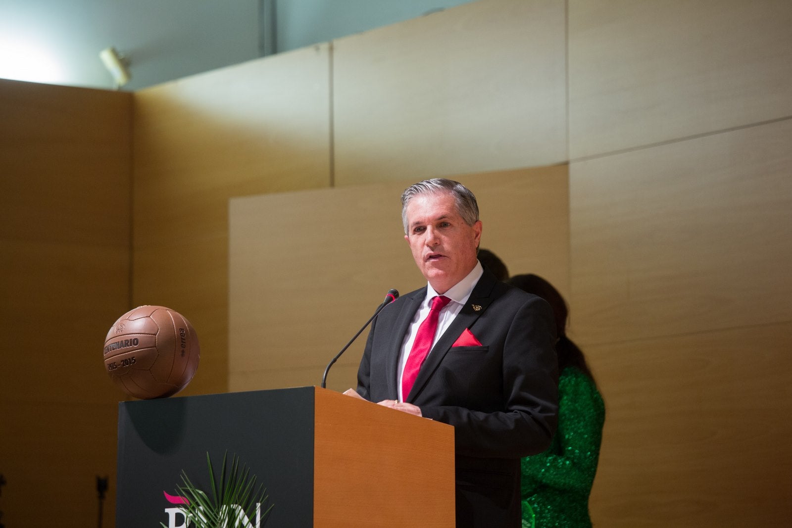 A por otros cien años de fútbol andaluz