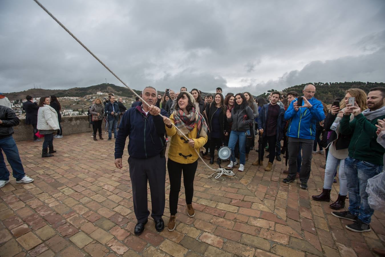 La Torre de la Vela se llena de candidatas para tocar la campana