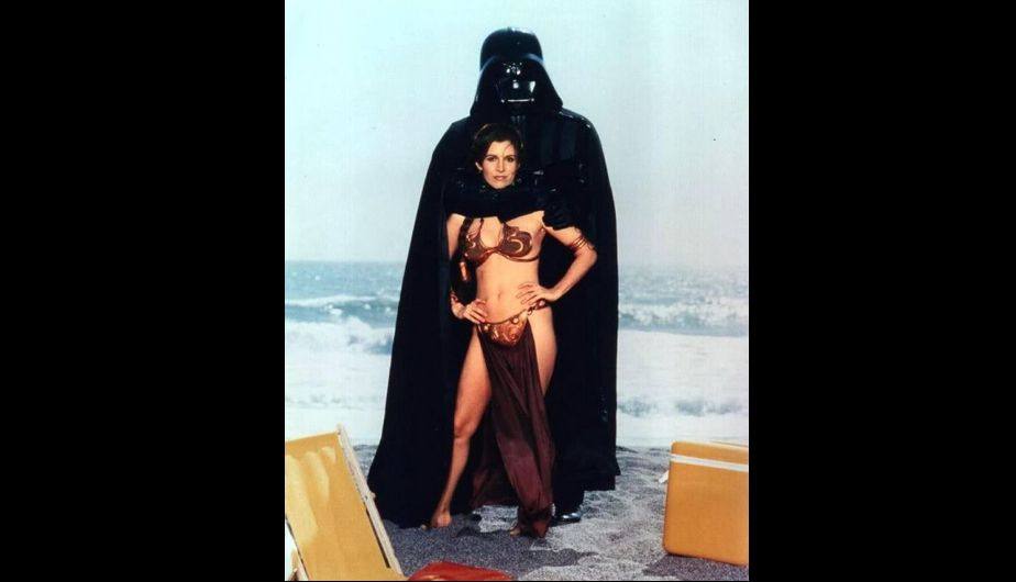 Sesión de fotos de 1983 recuperada por &#039;Rolling Stone&#039;, en la que aparece Carrie Fisher como Leia en la playa