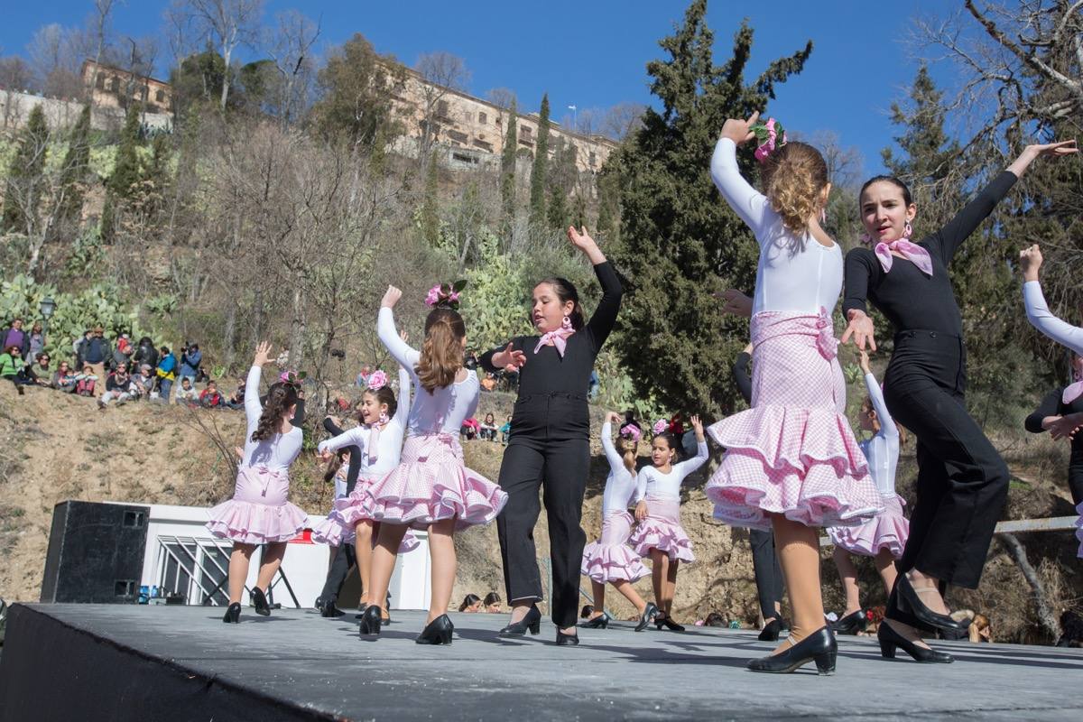 Un millar de granadinos participa en el Sacromonte en la romería de su patrón