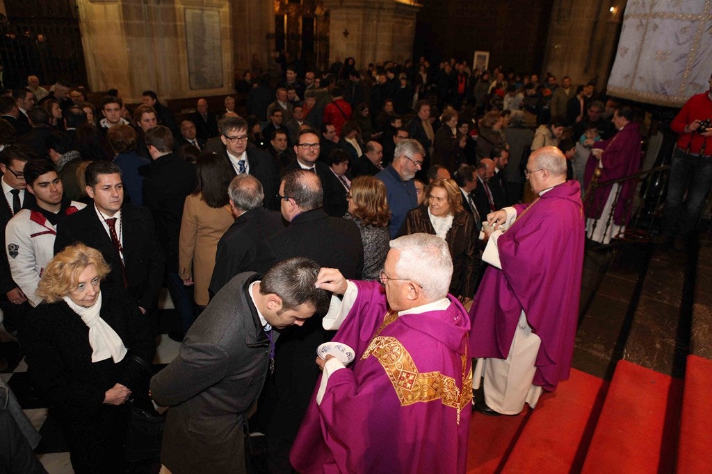 Miércoles de ceniza en la catedral de Jaén