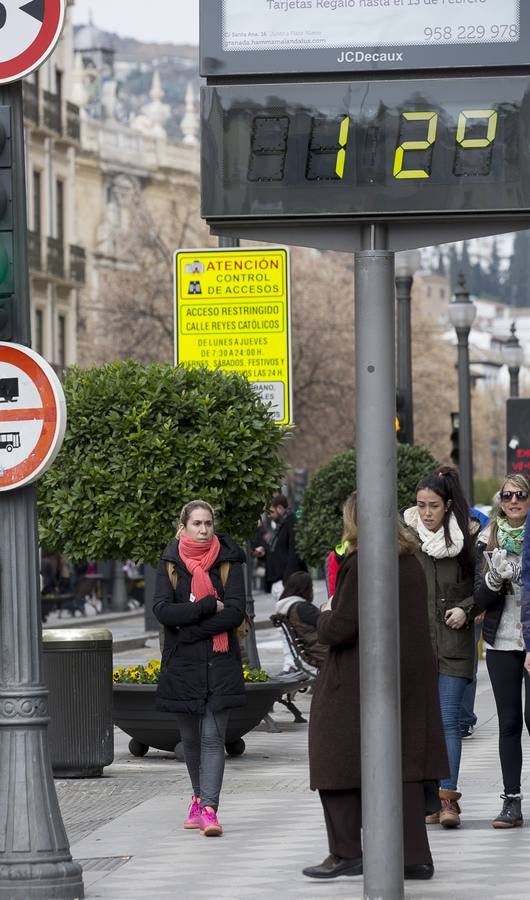 Viernes de lluvia fina en Granada